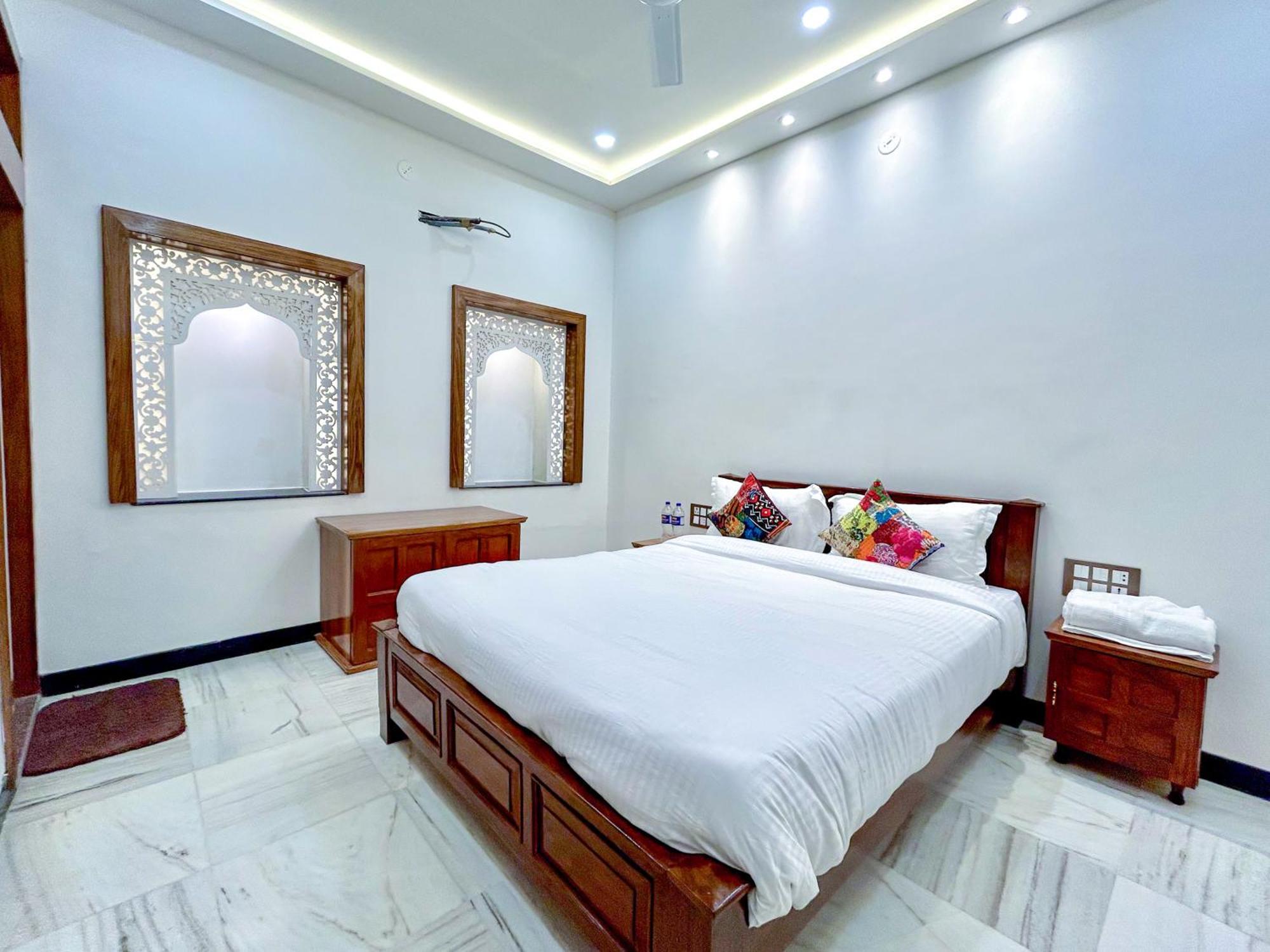 Hotel Vasudev Niwas ไจซัลเมอร์ ภายนอก รูปภาพ